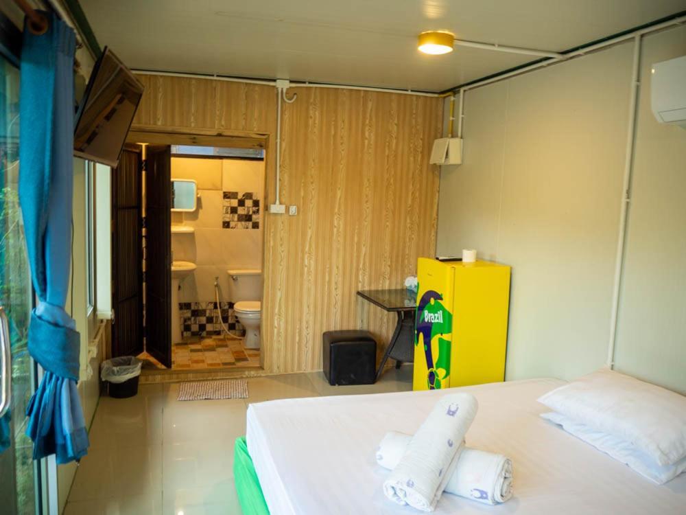 Beach Box Resort At Rimlay Rayong Exterior foto