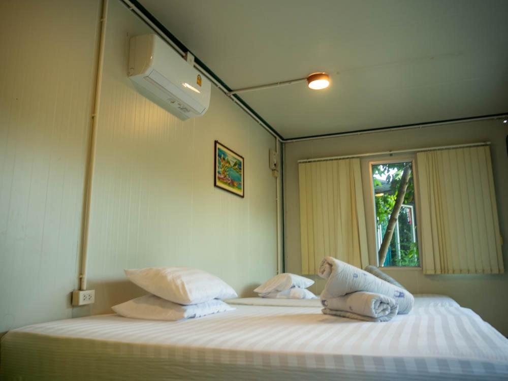 Beach Box Resort At Rimlay Rayong Exterior foto